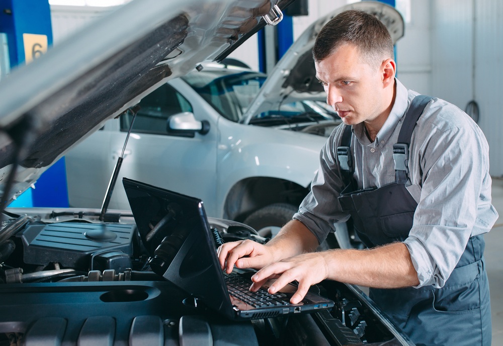 evoluzione delle officine ricambi servizi autoluce